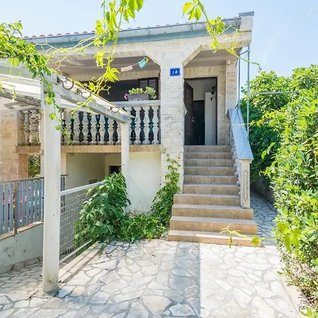 Apartment By The Sea - Kozjak, - 19094